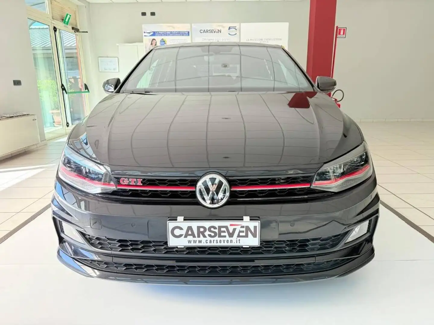 Volkswagen Polo GTI 2.0 tsi GTI 200cv dsg Zwart - 2