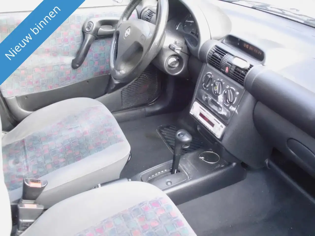 Opel CORSA-B 1.4 5 DEURS AUTOMAAT, foto 11
