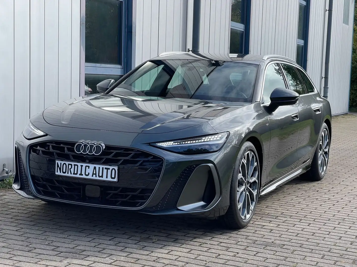 Audi A6 2.0 TDI quattro S line+CAM+KEYLESS+360°+AHK+STANDH Grau - 1