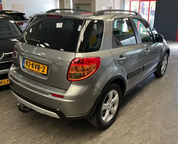 Suzuki SX4 view 13