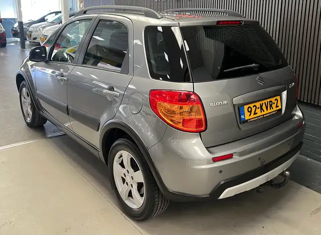 Suzuki SX4 view 9