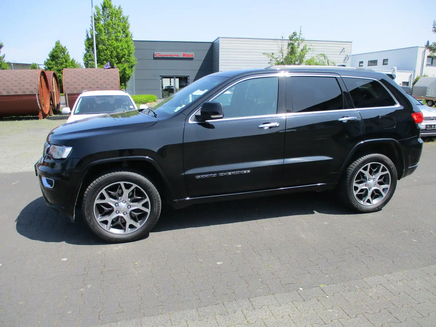 Jeep Grand Cherokee 3.0 V6 Multijet Overland BI Xenon Acc Luft Pano Schwarz - 1