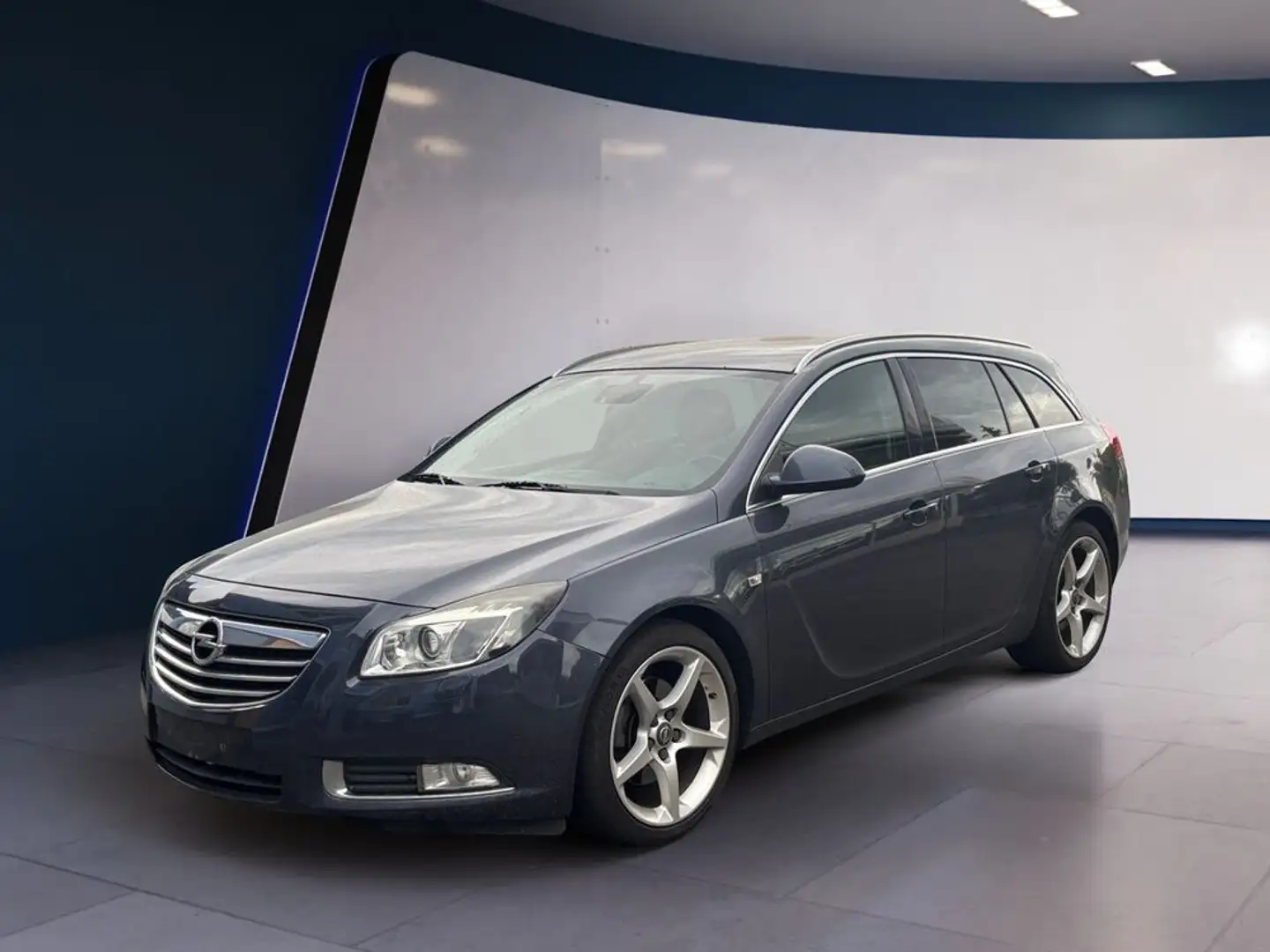 Opel Insignia Sport Export Turboschaden Weiß - 1