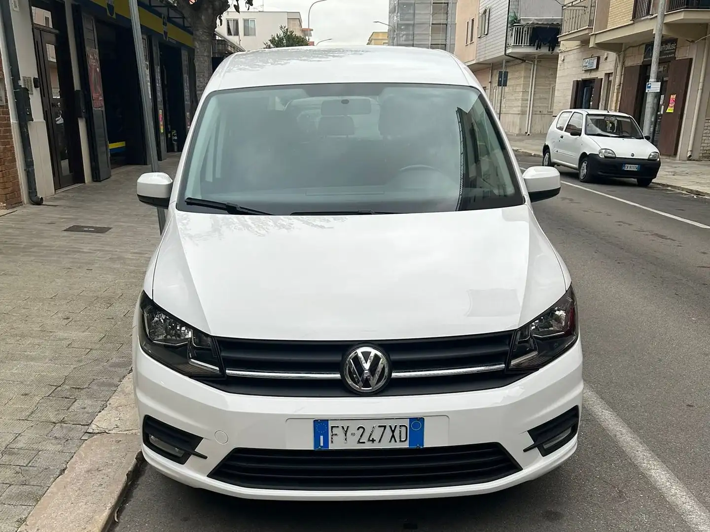Volkswagen Caddy PLUS 2.0TDI Bianco - 2