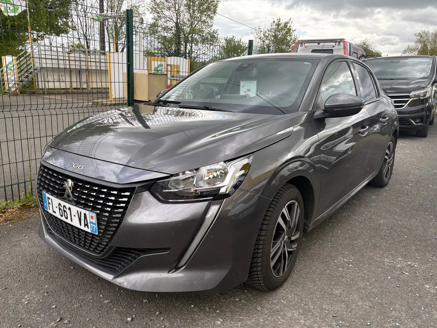 Peugeot 208 208 PureTech 100 S Gris - 2