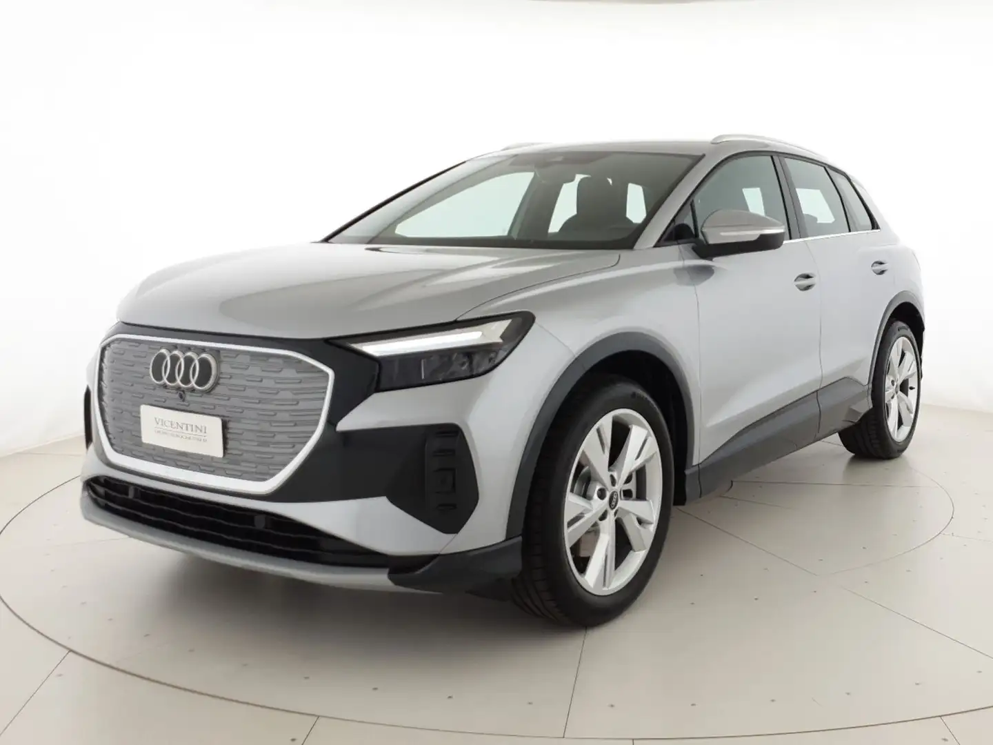 Audi Q4 e-tron 45 286CV Business Advanced Zilver - 1