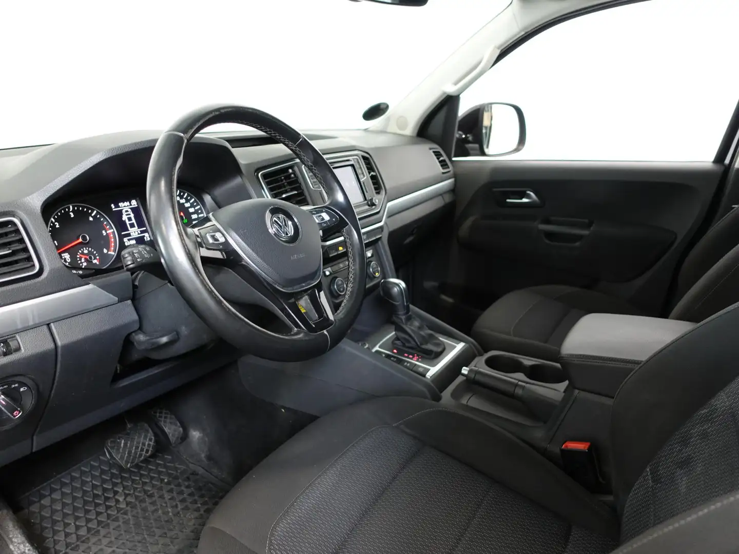 Volkswagen Amarok 3.0 TDI 4Motion Highline Automaat Airco Bluetooth Zwart - 2