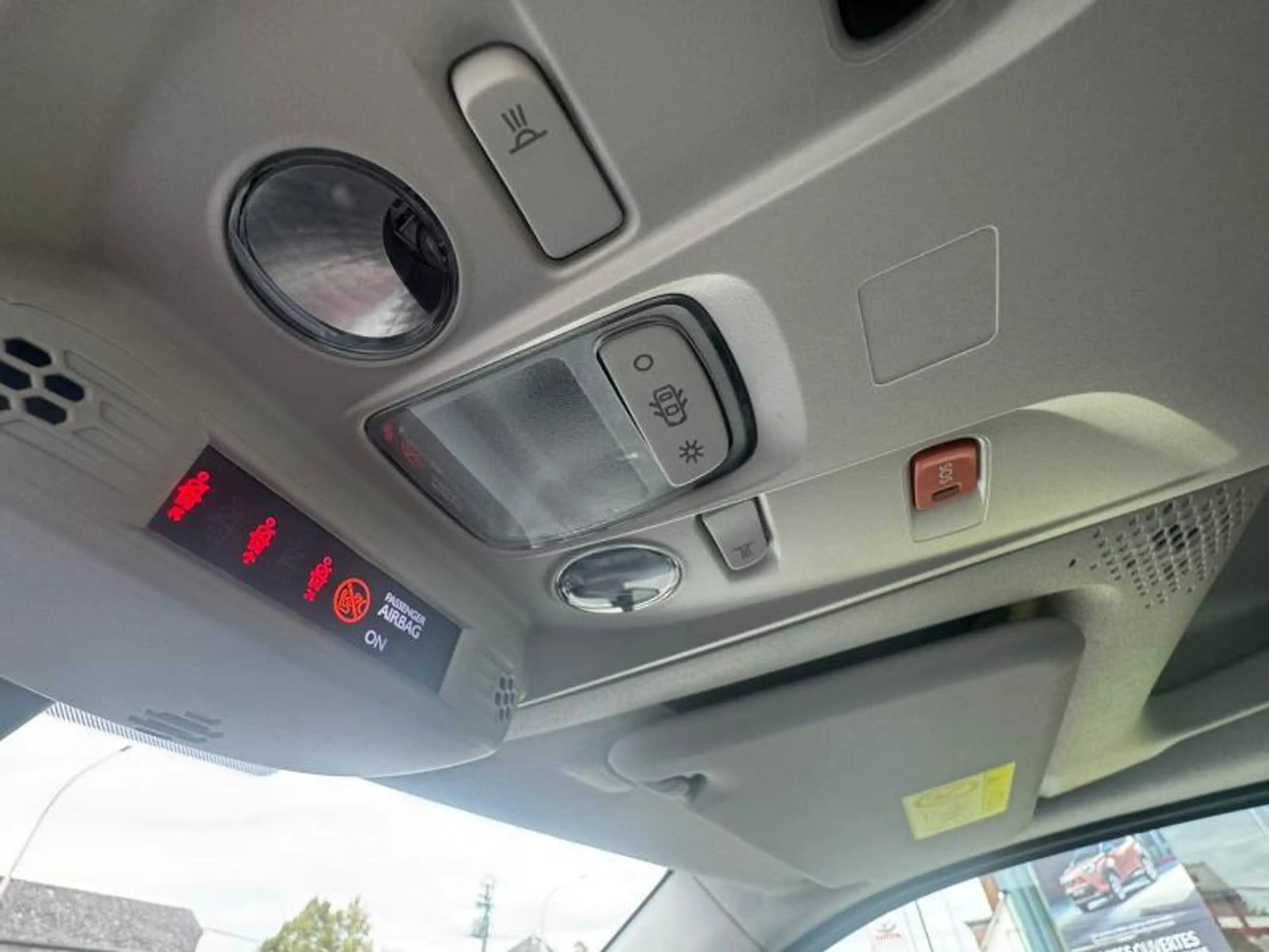 Toyota Verso SWB 1.2L Petrol M/T Shuttle — photo 17