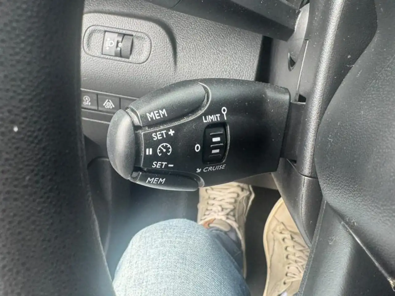 Toyota Verso SWB 1.2L Petrol M/T Shuttle, миниатюра 11