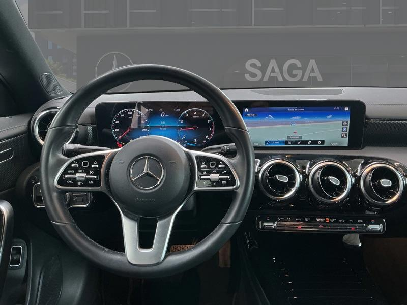 Mercedes-Benz CLA 180 Coupé Progressive — photo 3