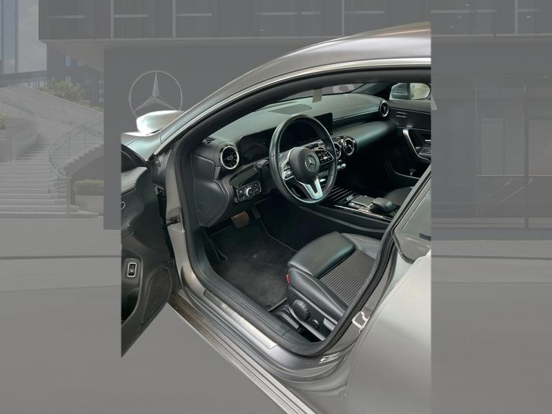 Mercedes-Benz CLA 180 Coupé Progressive — photo 14