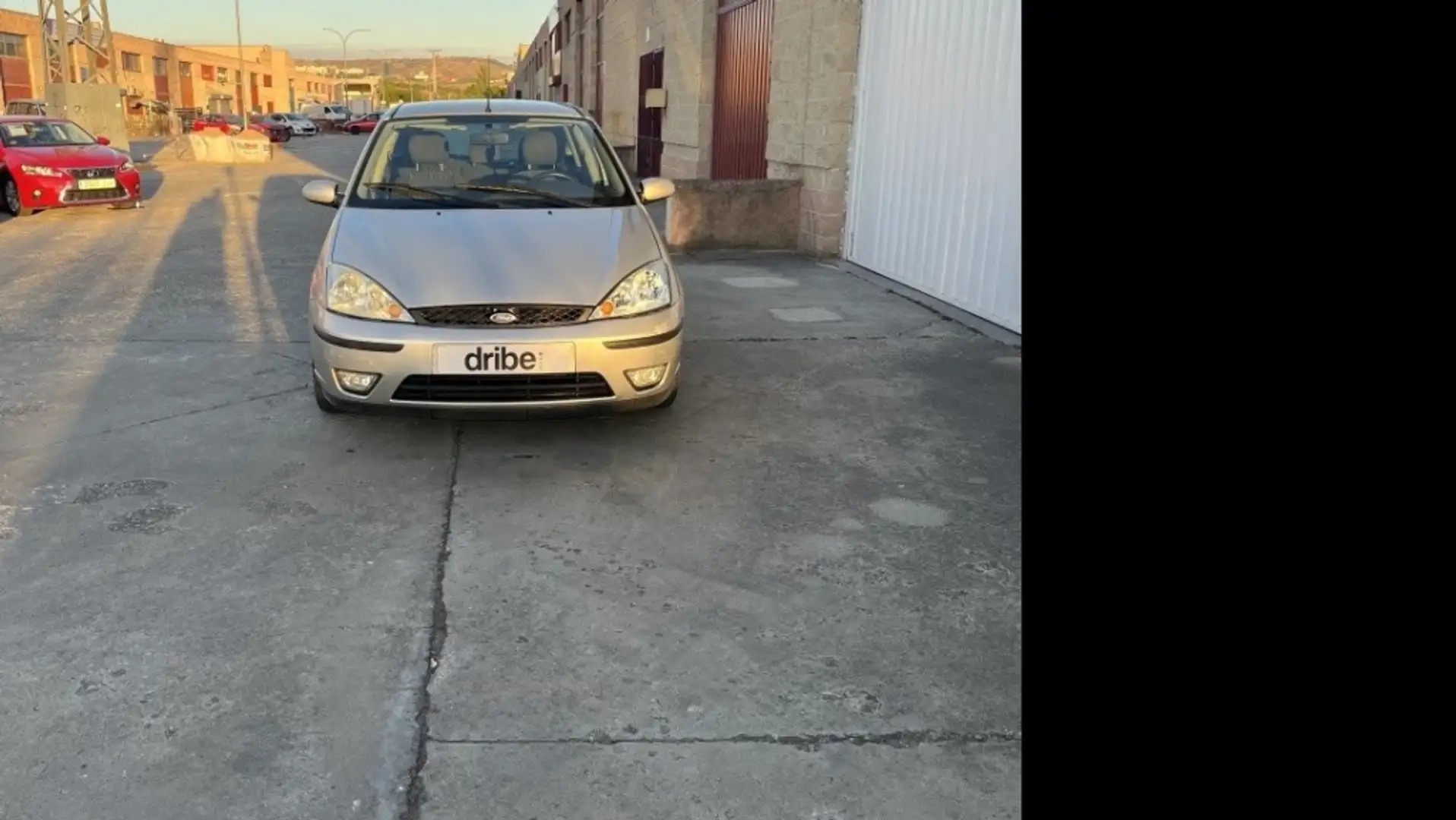 Ford Focus 1.8 TDCi Trend 100 Grijs - 2