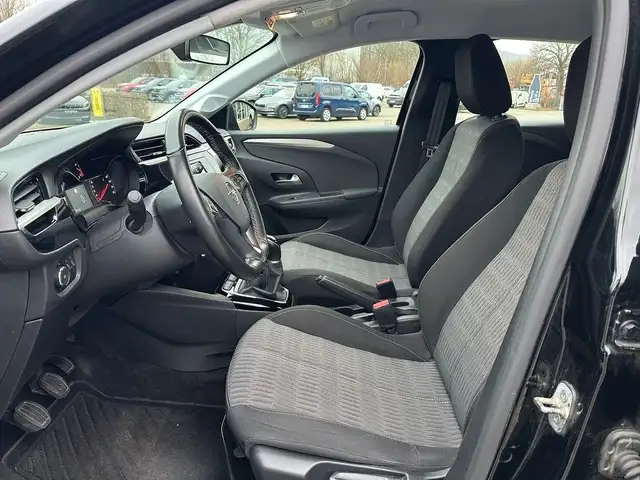 Opel Corsa view 8