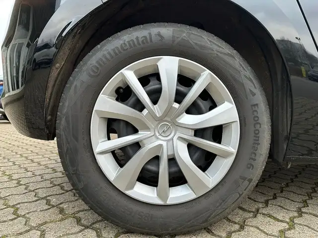 Opel Corsa view 5