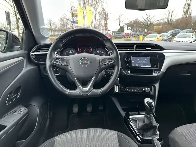 Opel Corsa view 9