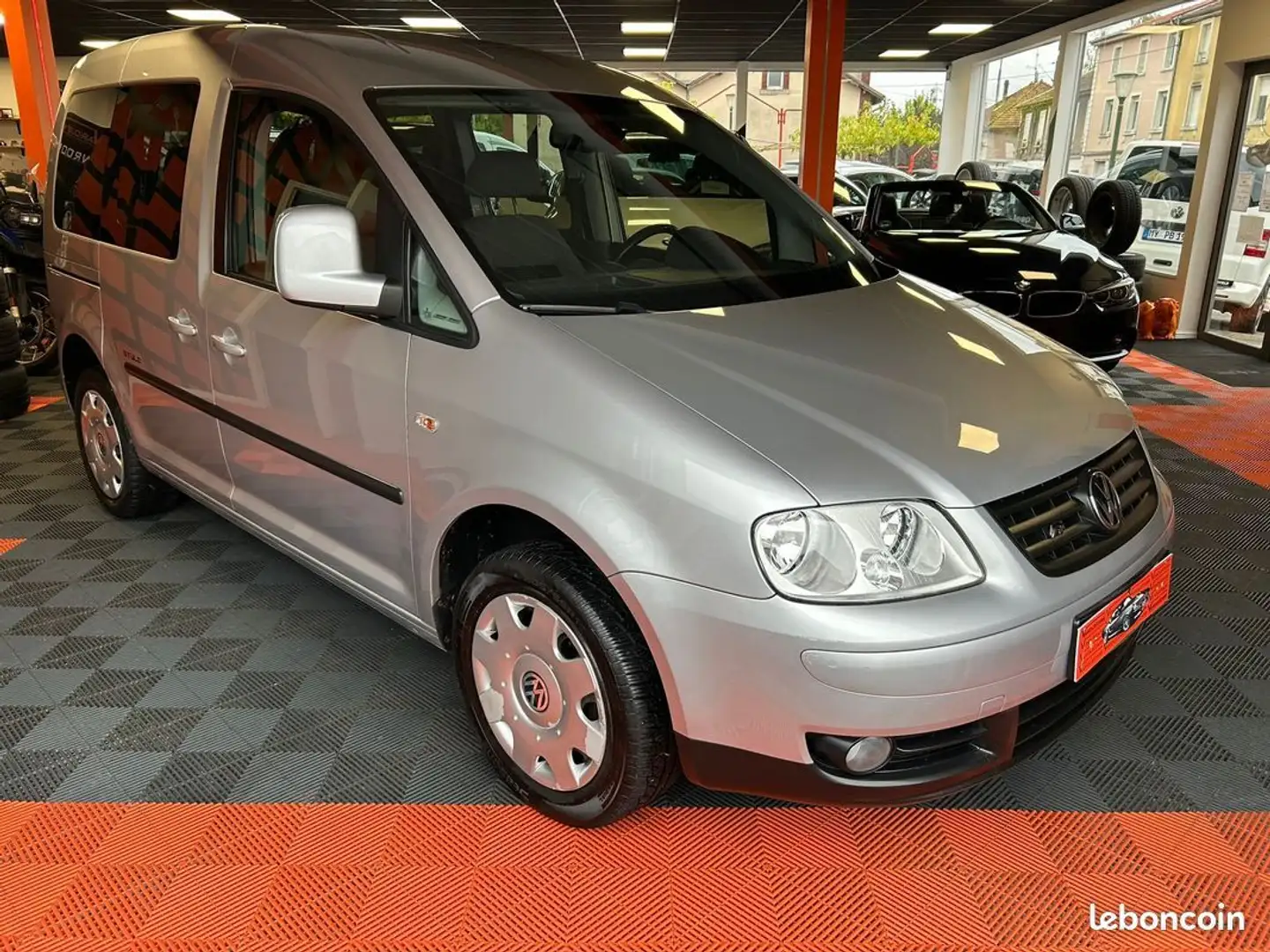 Volkswagen Caddy Pack STYLE 5 Places 1.6i 16v 101 cv Garantie 12 mois - 1