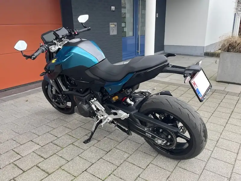 BMW F 900 R - foto 2