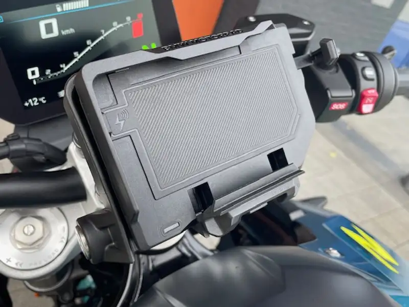 BMW F 900 R - foto 5