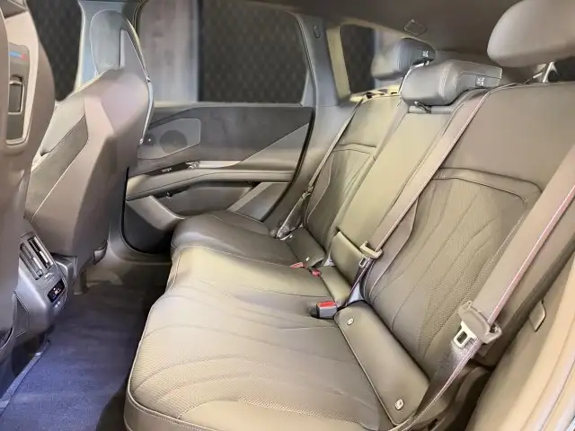 BMW iX3 50 xDrive NA5 Ansicht 9