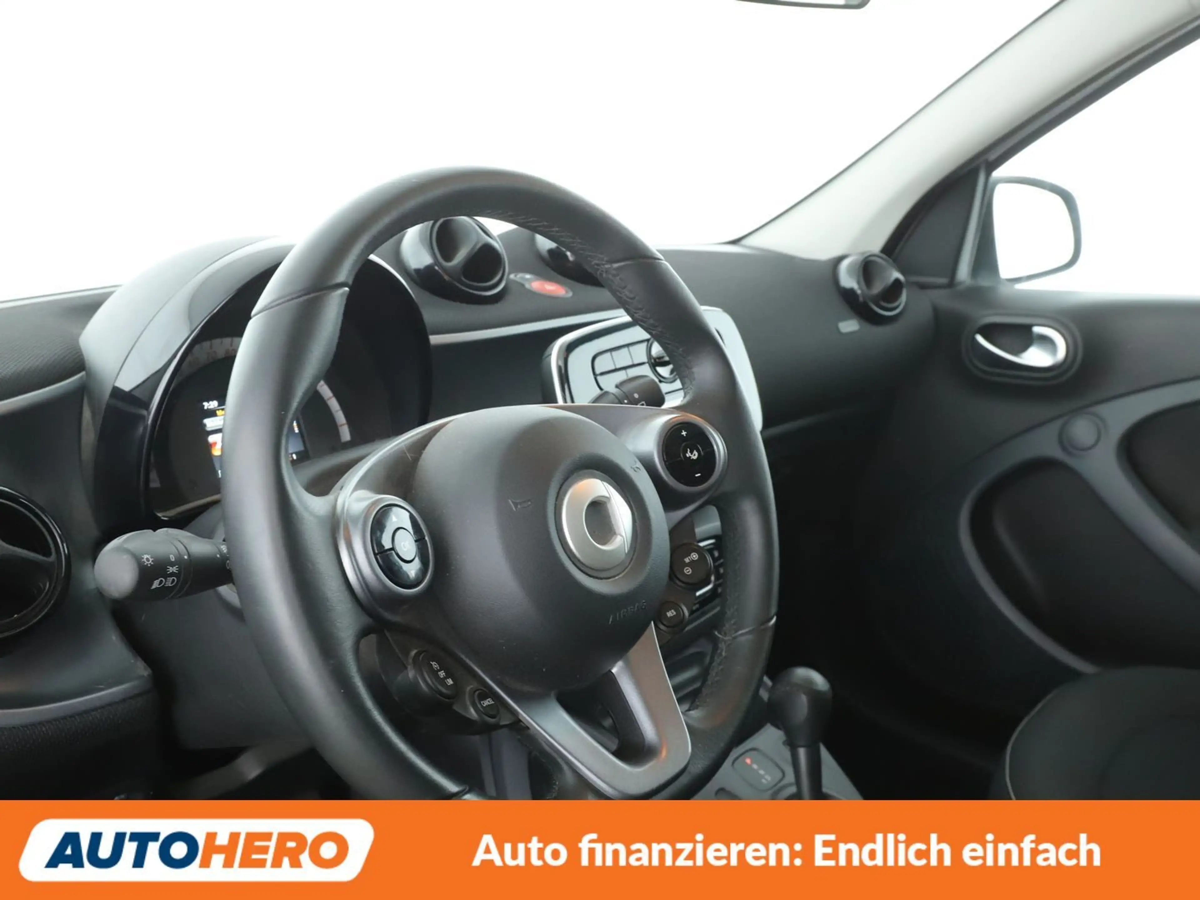 smart forFour 0.9 Turbo passion Aut.*PDC*SHZ*KLIMA*PANO*TEMPO* — photo 11