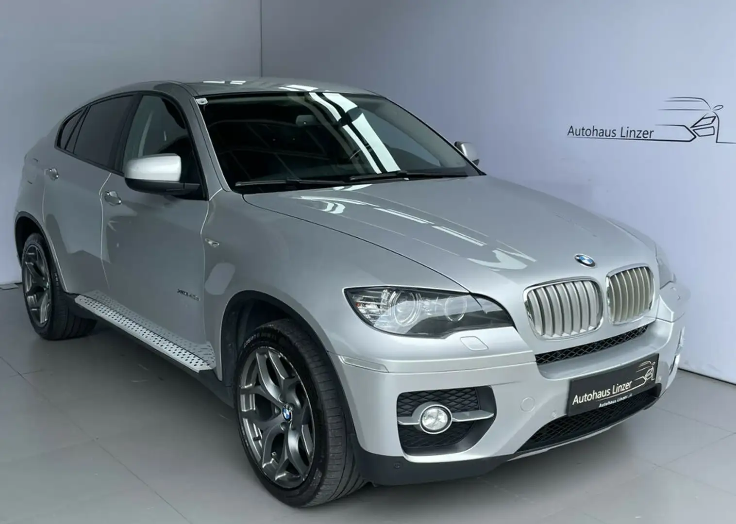 BMW X6 xDrive40d M *MEMORY*PDC*LEDER*NAVI*20-ZOLL* Zilver - 1