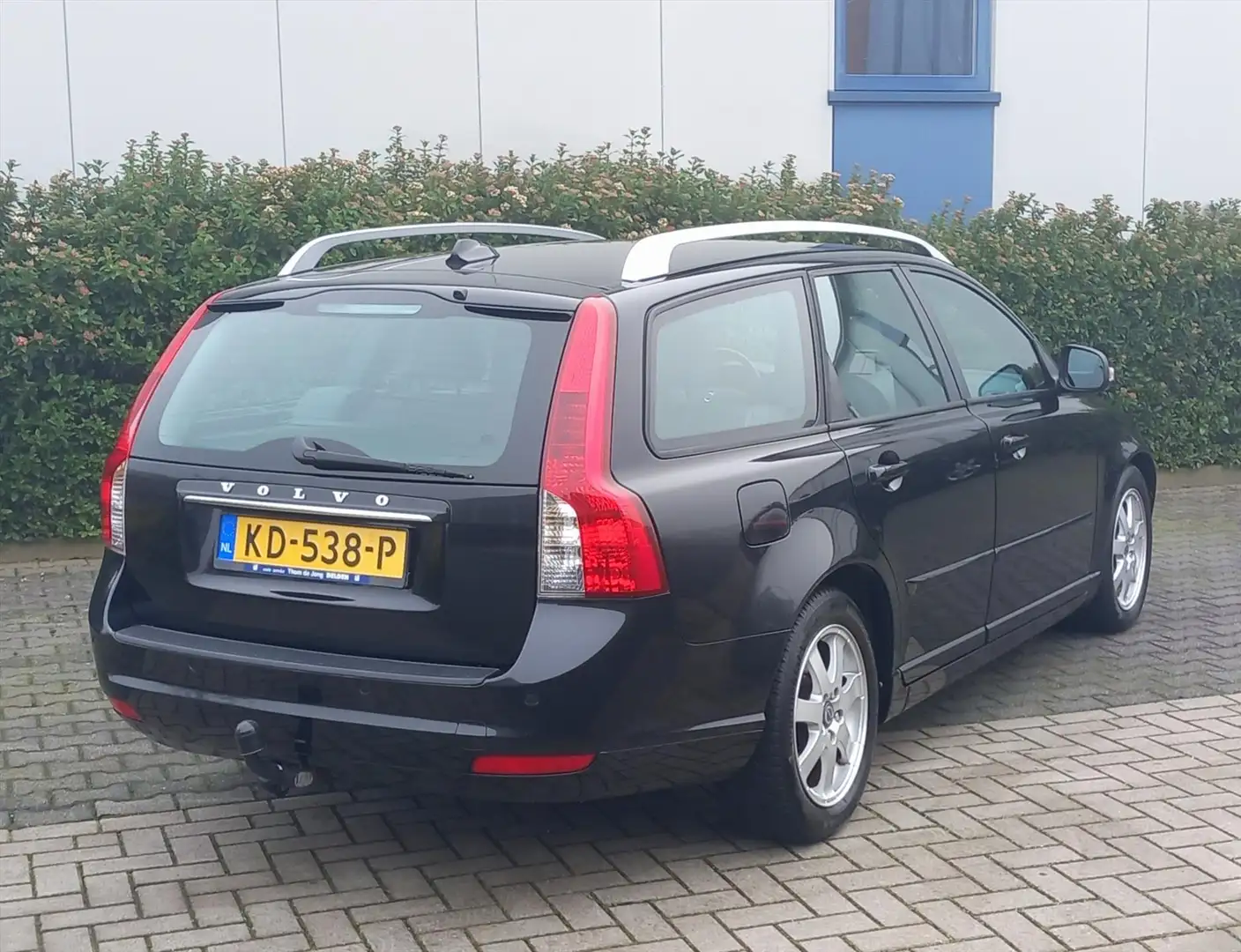 Volvo V50 D2 Drive 115pk Start/Stop R-Design Pro Edition Zwart - 2
