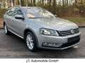 Volkswagen Passat Alltrack Variant Basis BMT 4Motion Silver - thumbnail 1
