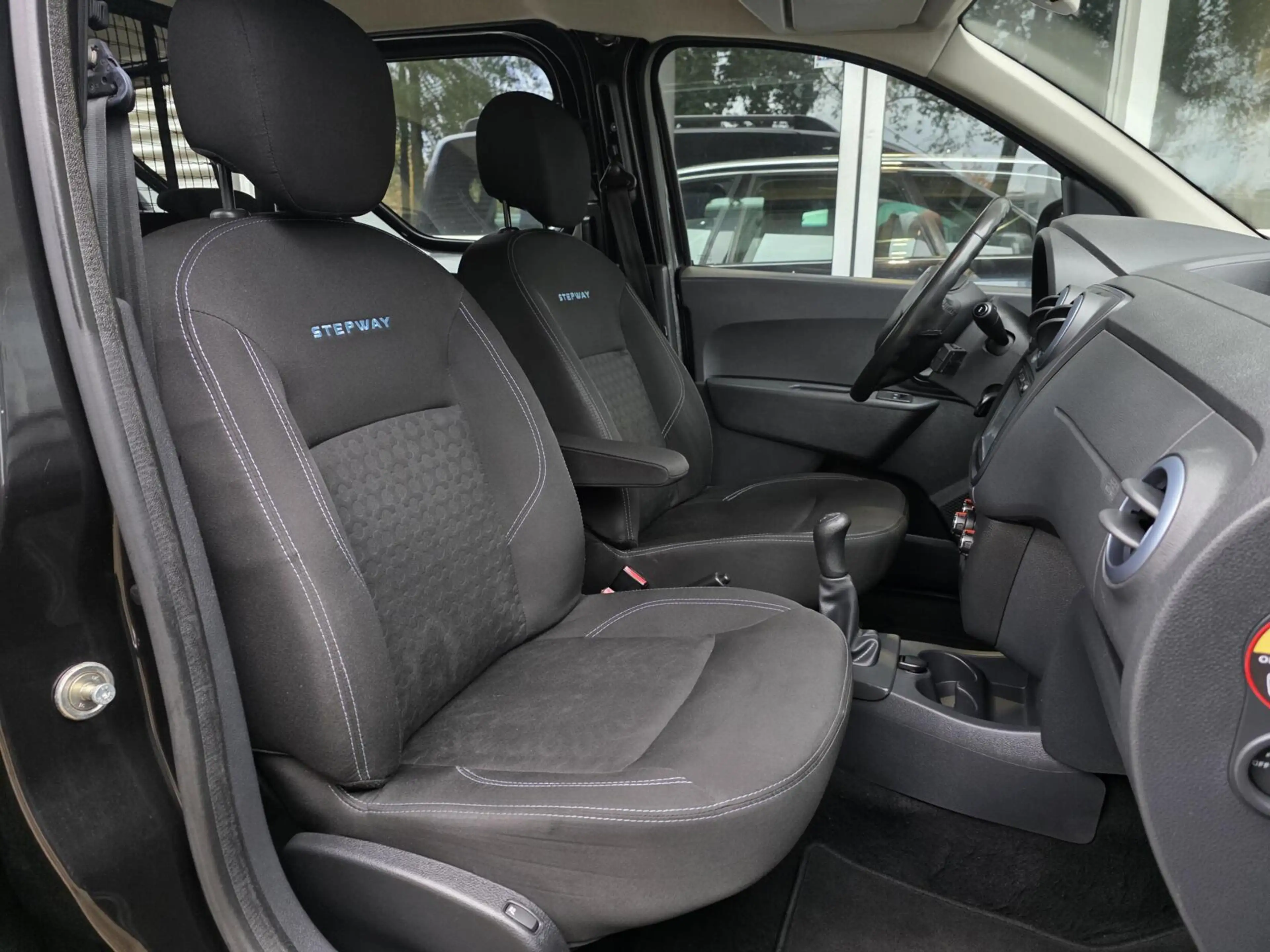 Dacia Dokker combi 1.2 TCe S&S Ambiance | Navigatie | Cruise Co — photo 12