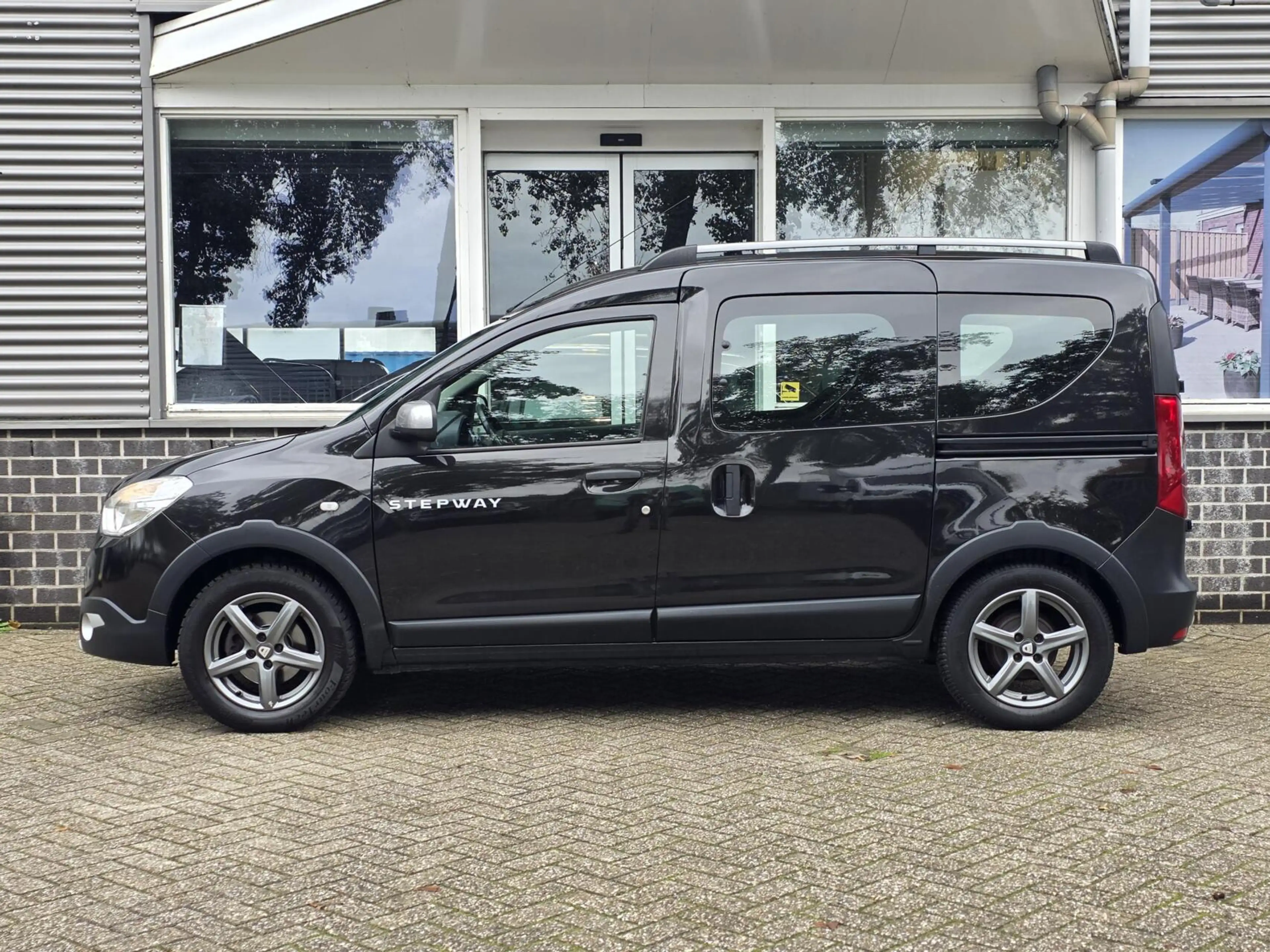 Dacia Dokker combi 1.2 TCe S&S Ambiance | Navigatie | Cruise Co — photo 3