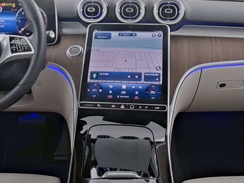 Mercedes-Benz C 200