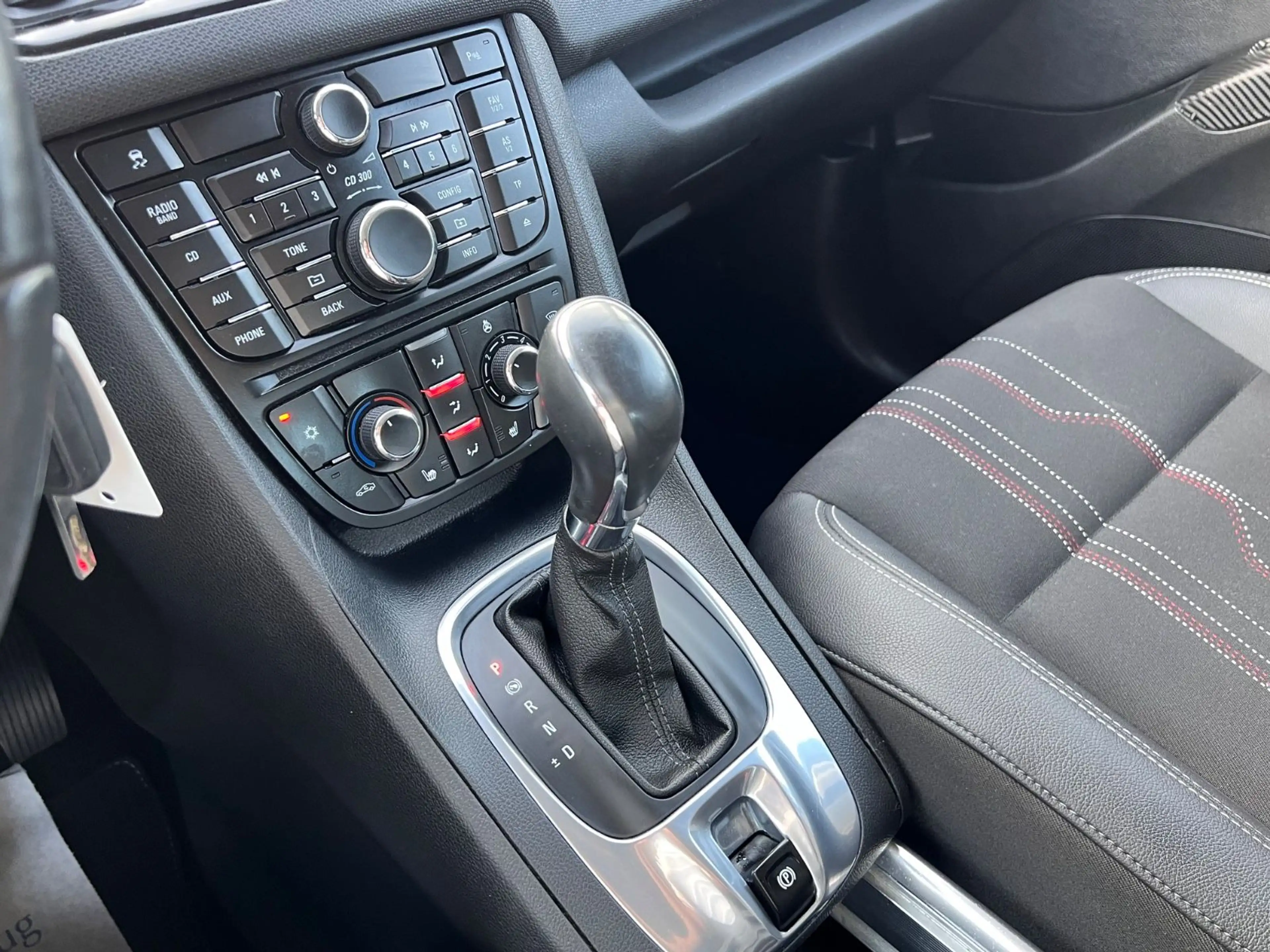 Opel Meriva B 1.4 150 Jahre Opel Teilleder/SHZ/PDC — photo 13