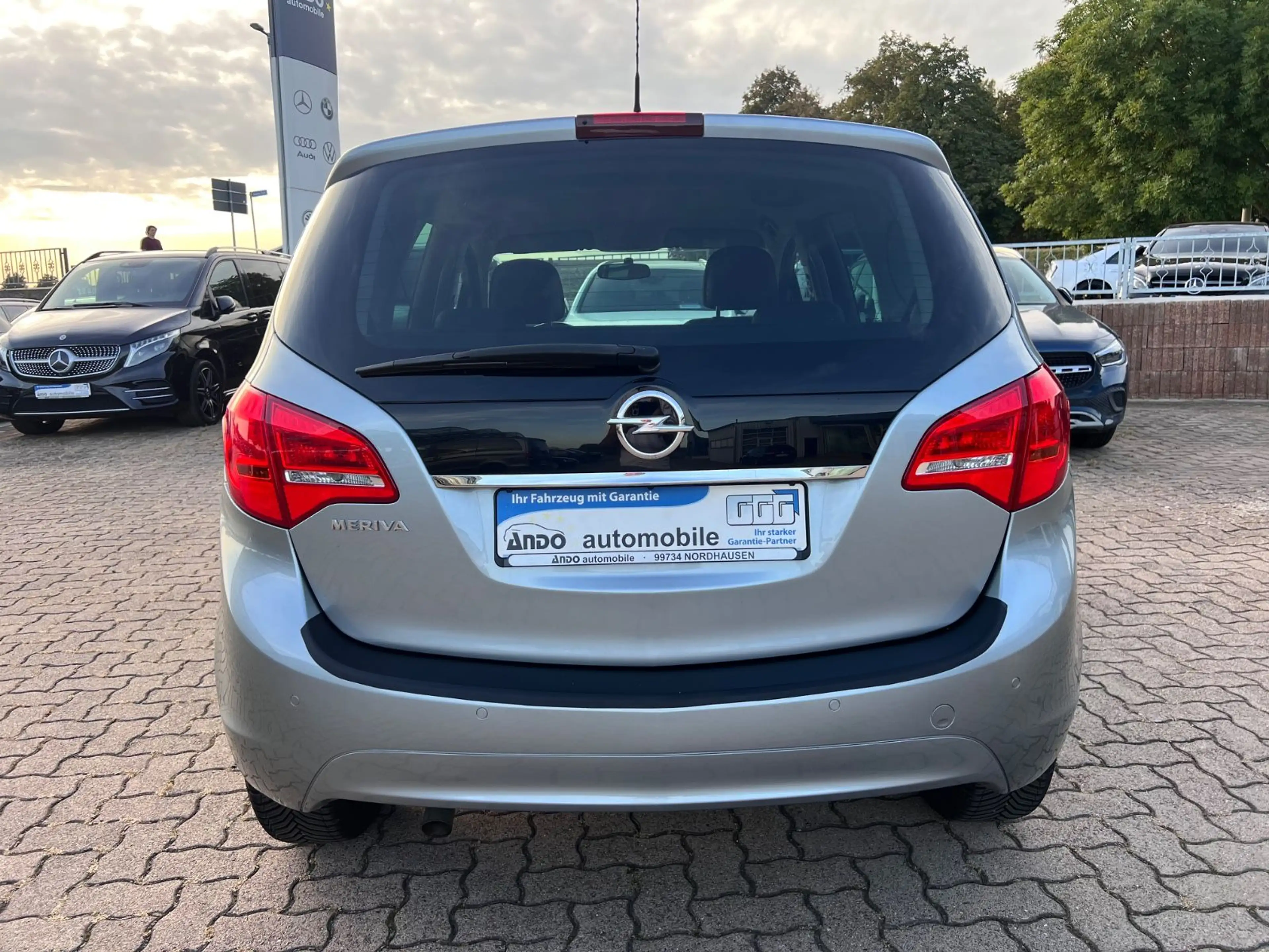 Opel Meriva B 1.4 150 Jahre Opel Teilleder/SHZ/PDC — photo 6