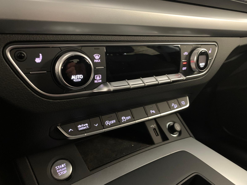 Audi Q5 Sport MATRIX/ACC/KAM/VIRTUAL/UNFALLFREI — photo 14