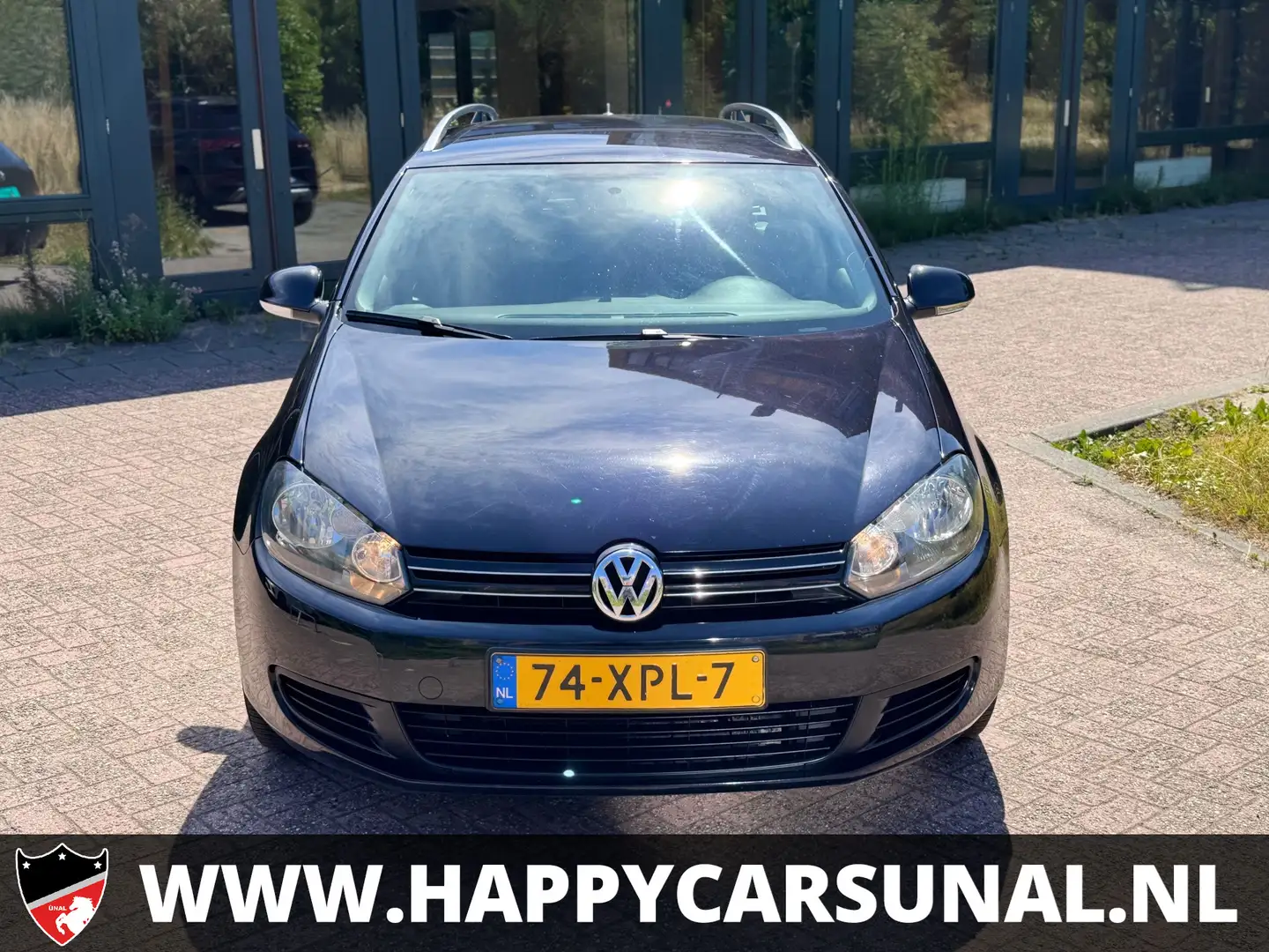 Volkswagen Golf Variant 1.2 TSI Comfortline BlueMotion, AIRCO, NAP, NAVI Zwart - 2