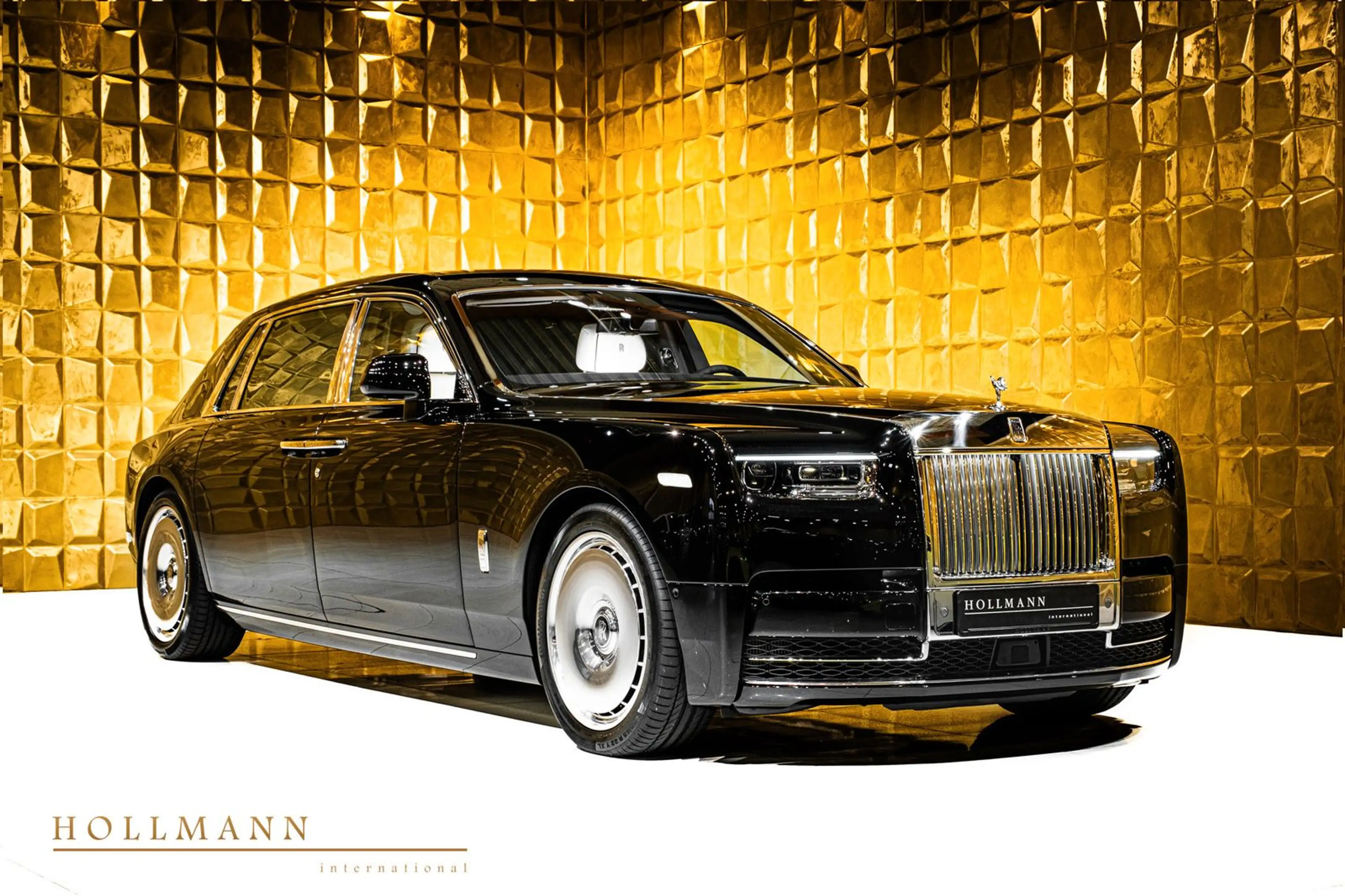 Rolls-Royce Phantom EWB +Shooting Star+Bespoke+