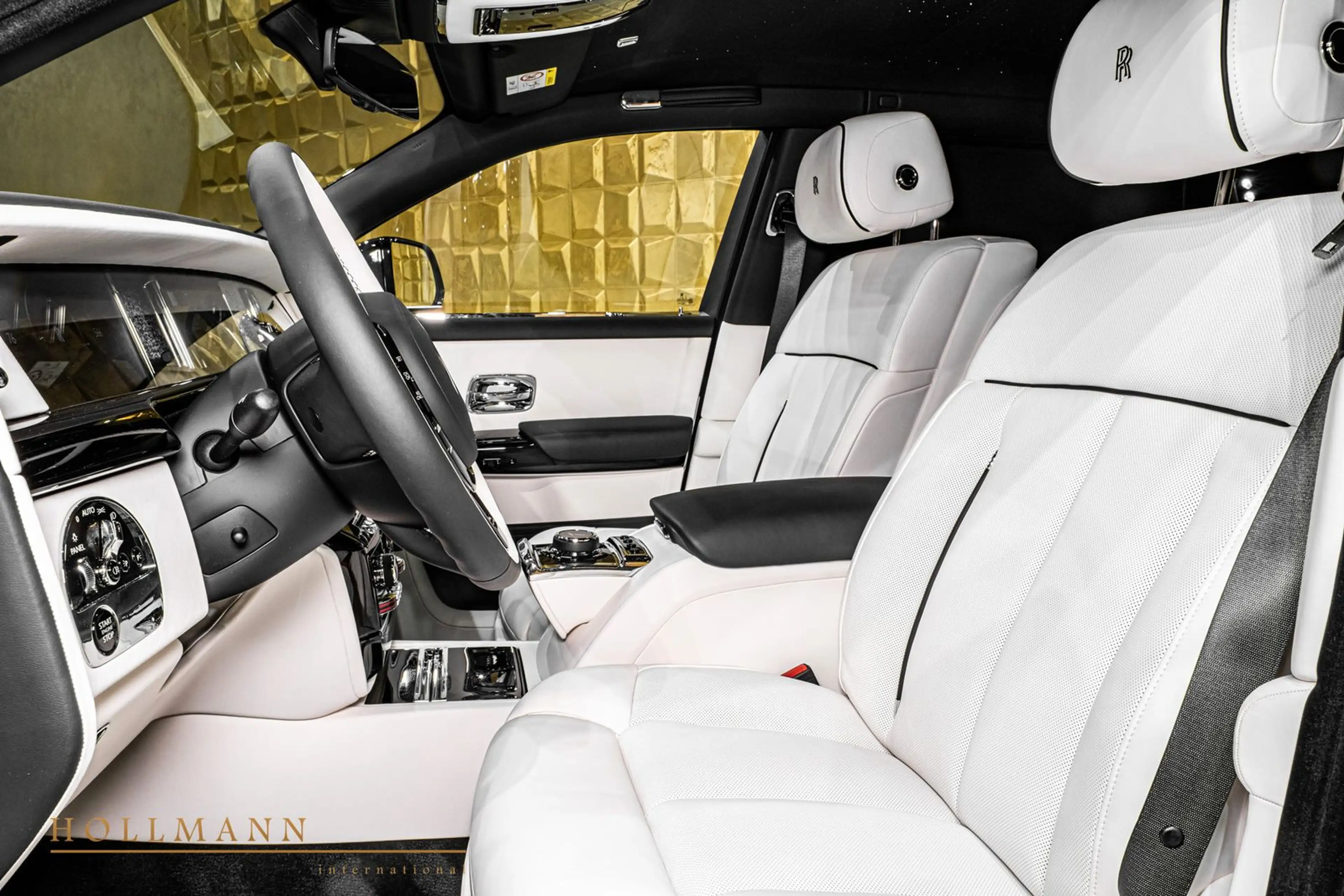 Rolls-Royce Phantom EWB +Shooting Star+Bespoke+ — photo 14