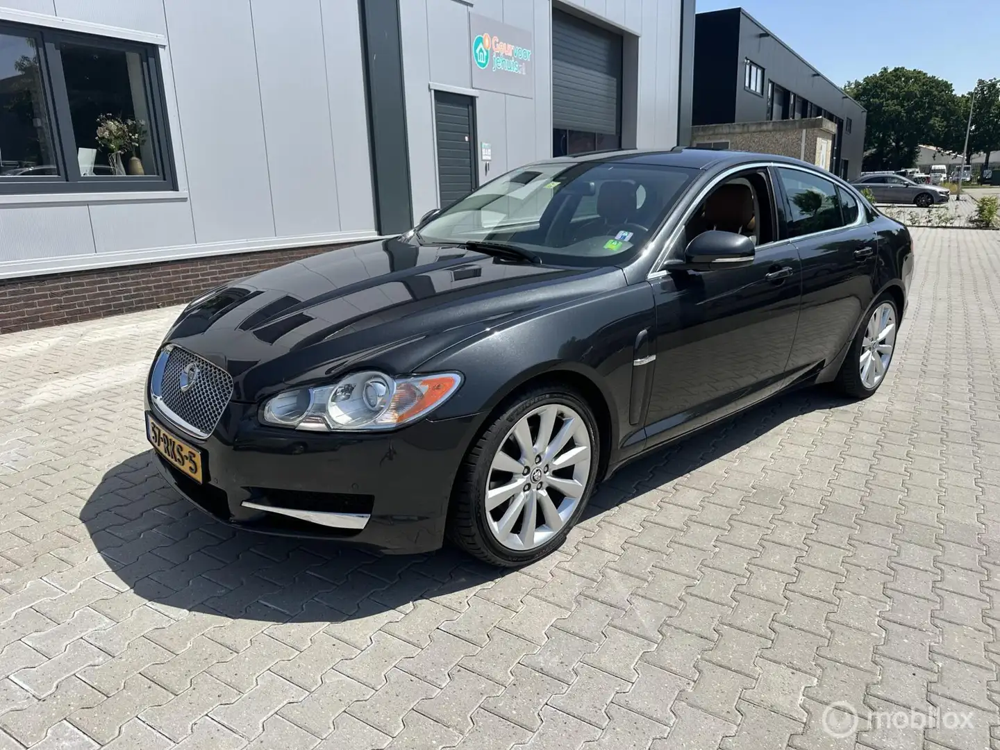 Jaguar XF 3.0D V6 ex bpm motor tikt Grijs - 1