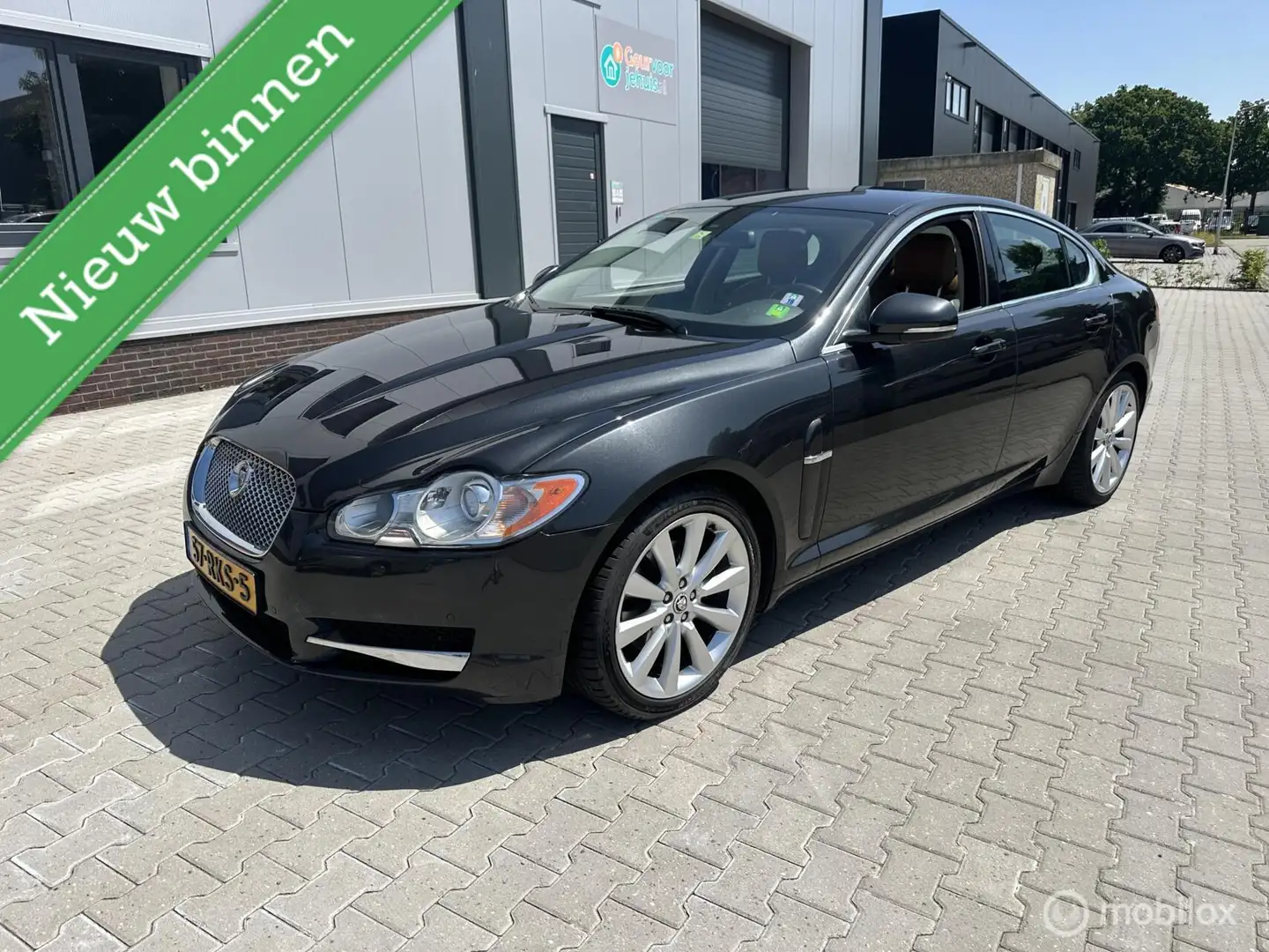Jaguar XF 3.0D V6 ex bpm motor tikt Grijs - 1