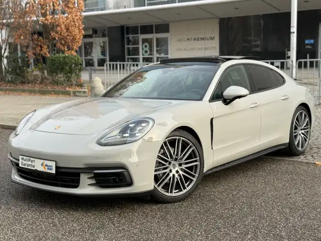 Porsche Panamera 4//*PANORAMA*//*CHRONO*//*BOSE*