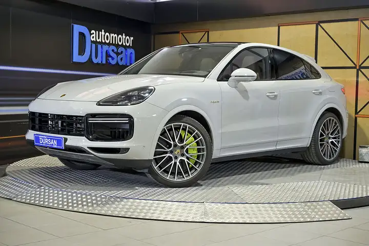 Porsche Cayenne Coupé Turbo S E-Hybrid 4.0 2022