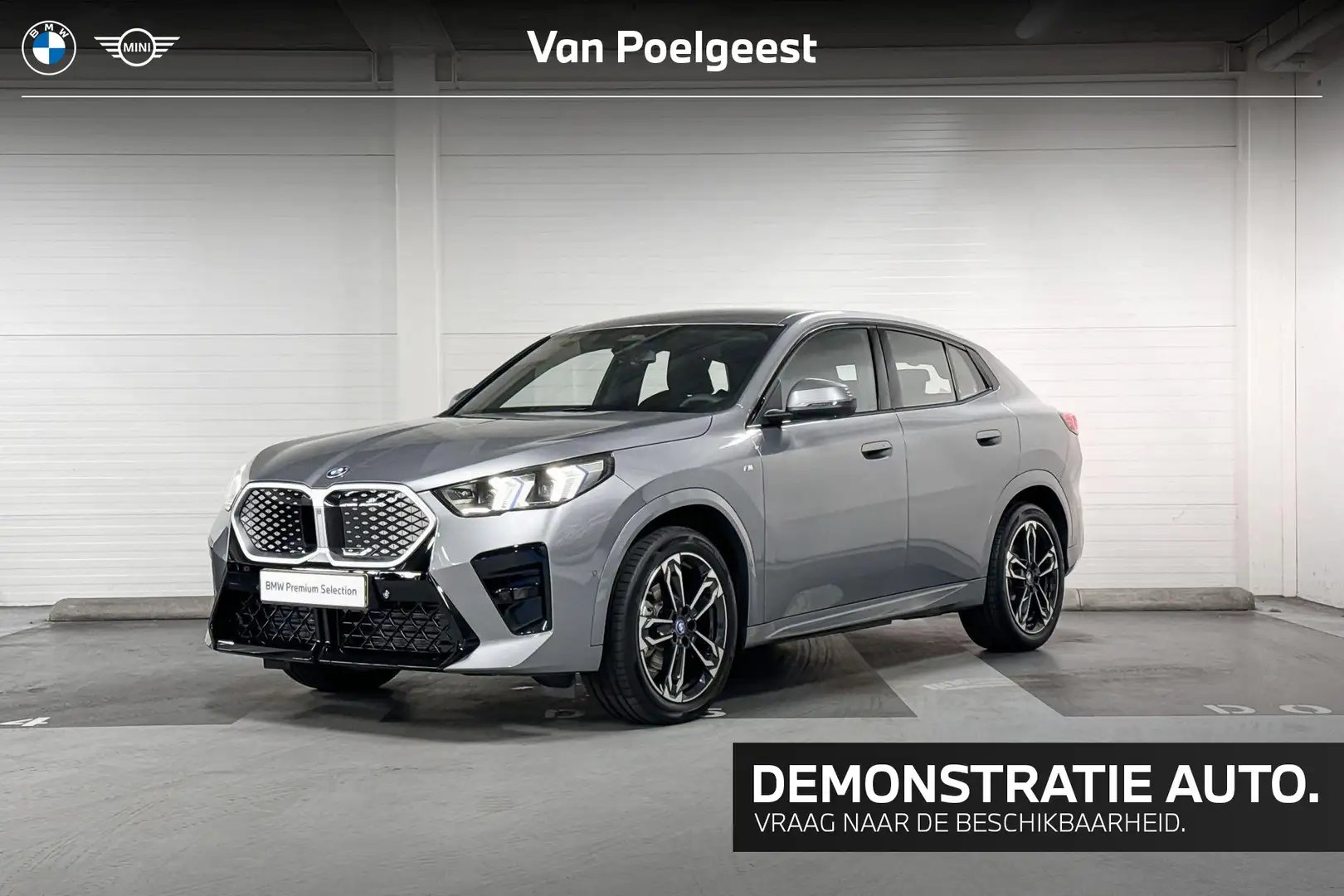 BMW iX2 eDrive20 | M-Sport | Premium Pack | Comfort Access Gris - 1