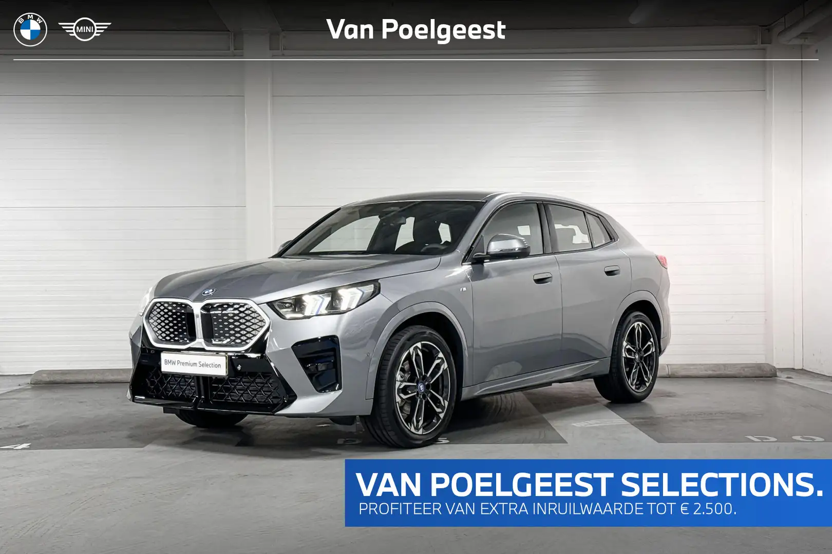 BMW iX2 eDrive20 | M-Sport | Premium Pack | Comfort Access Grigio - 1