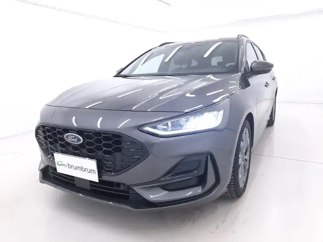 Ford Focus view 9