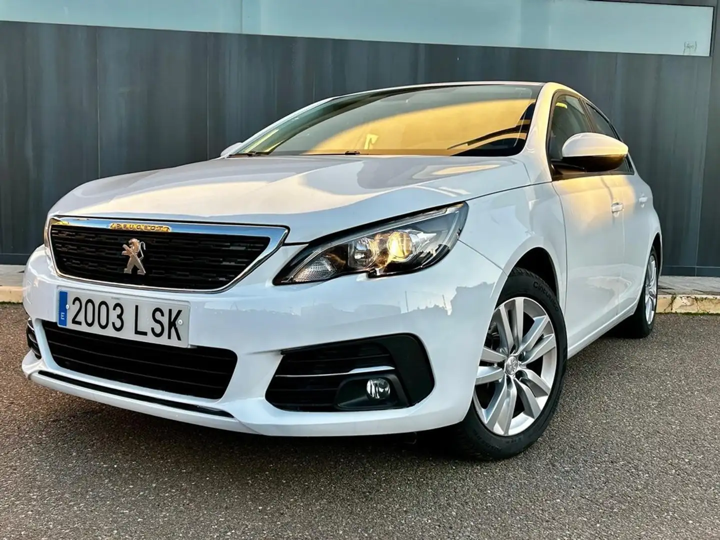 Peugeot 308 1.5 BlueHDi S&S Allure 130 Blanco - 1