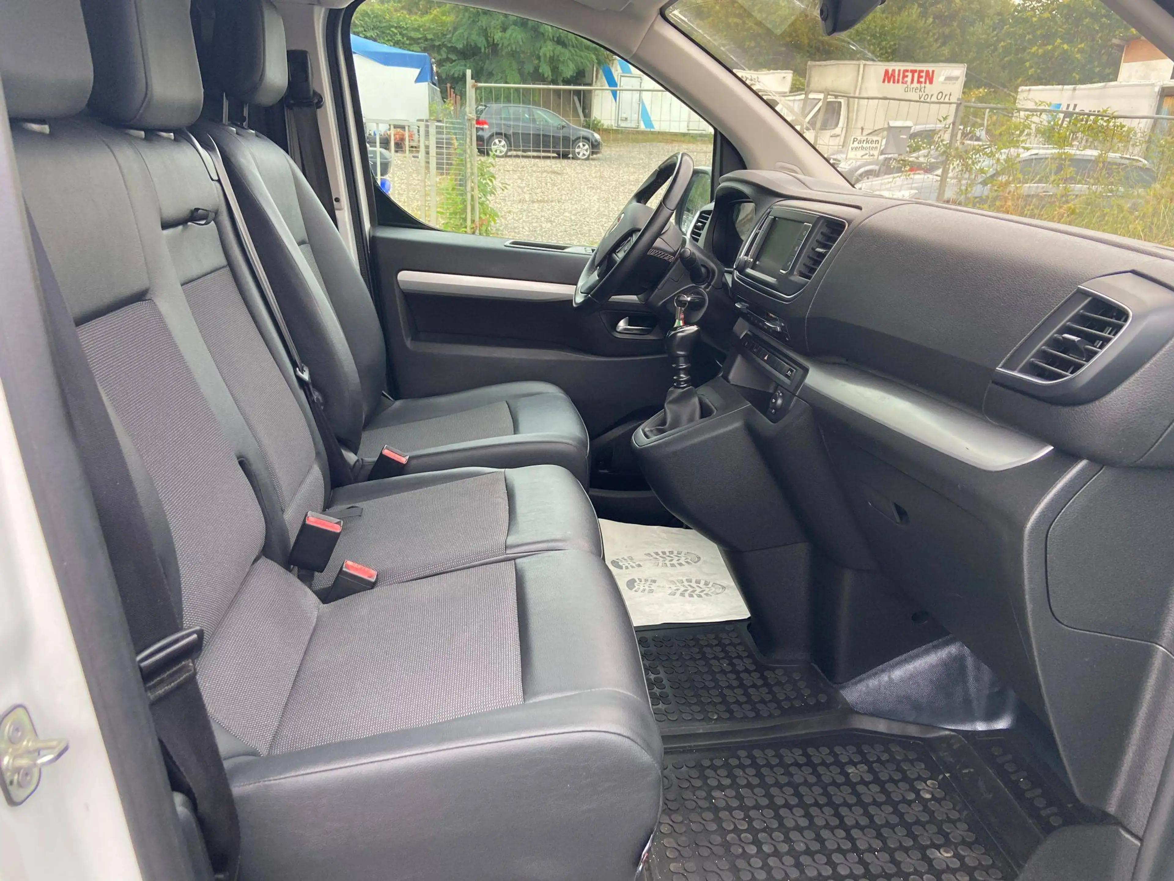Fiat Scudo L2 SX Klimaanlage / Rückfahrkamera / USB / Nettopreis : 17.500 Euro — photo 10
