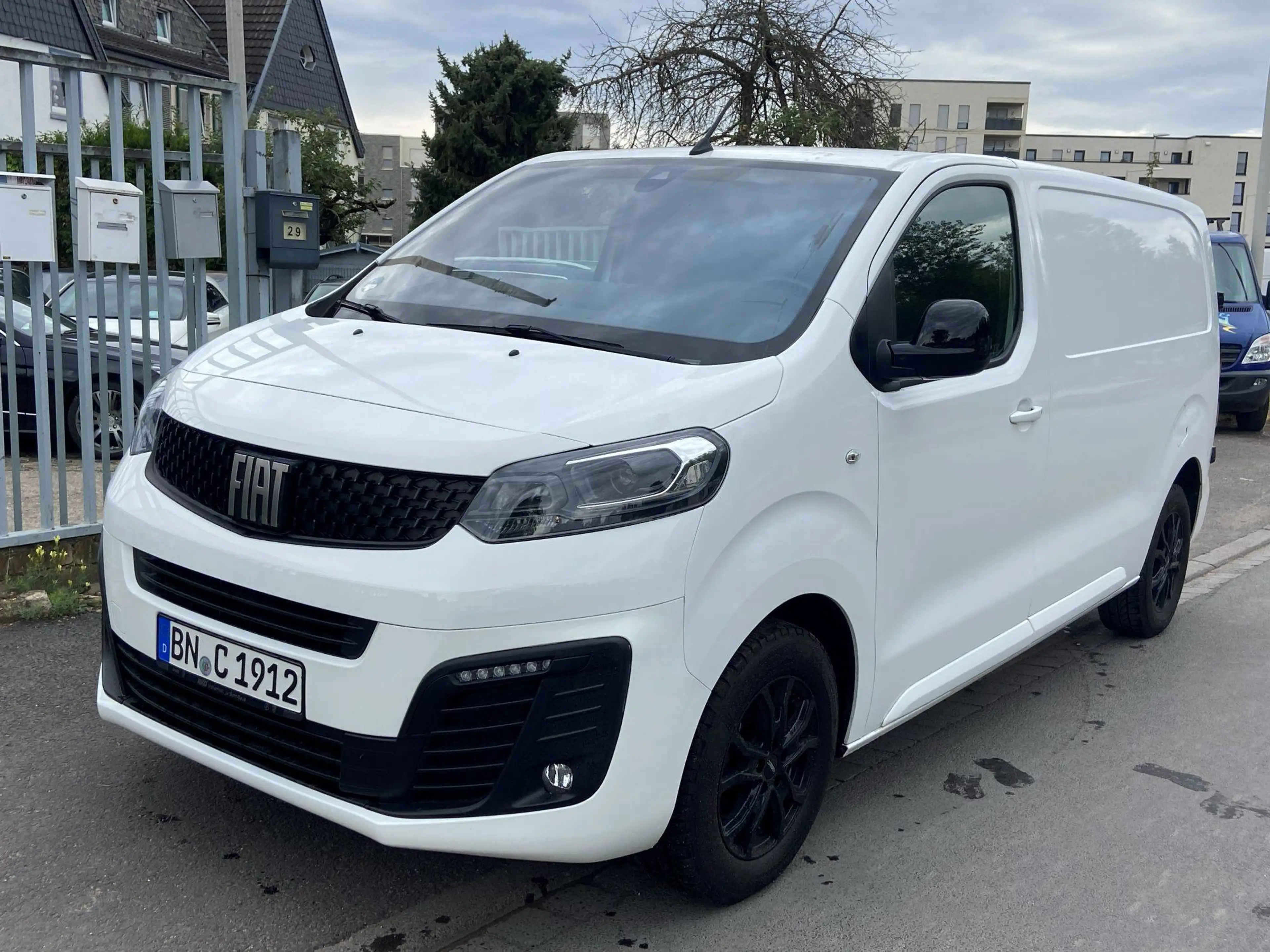 Fiat Scudo L2 SX Klimaanlage / Rückfahrkamera / USB / Nettopreis : 17.500 Euro — photo 2