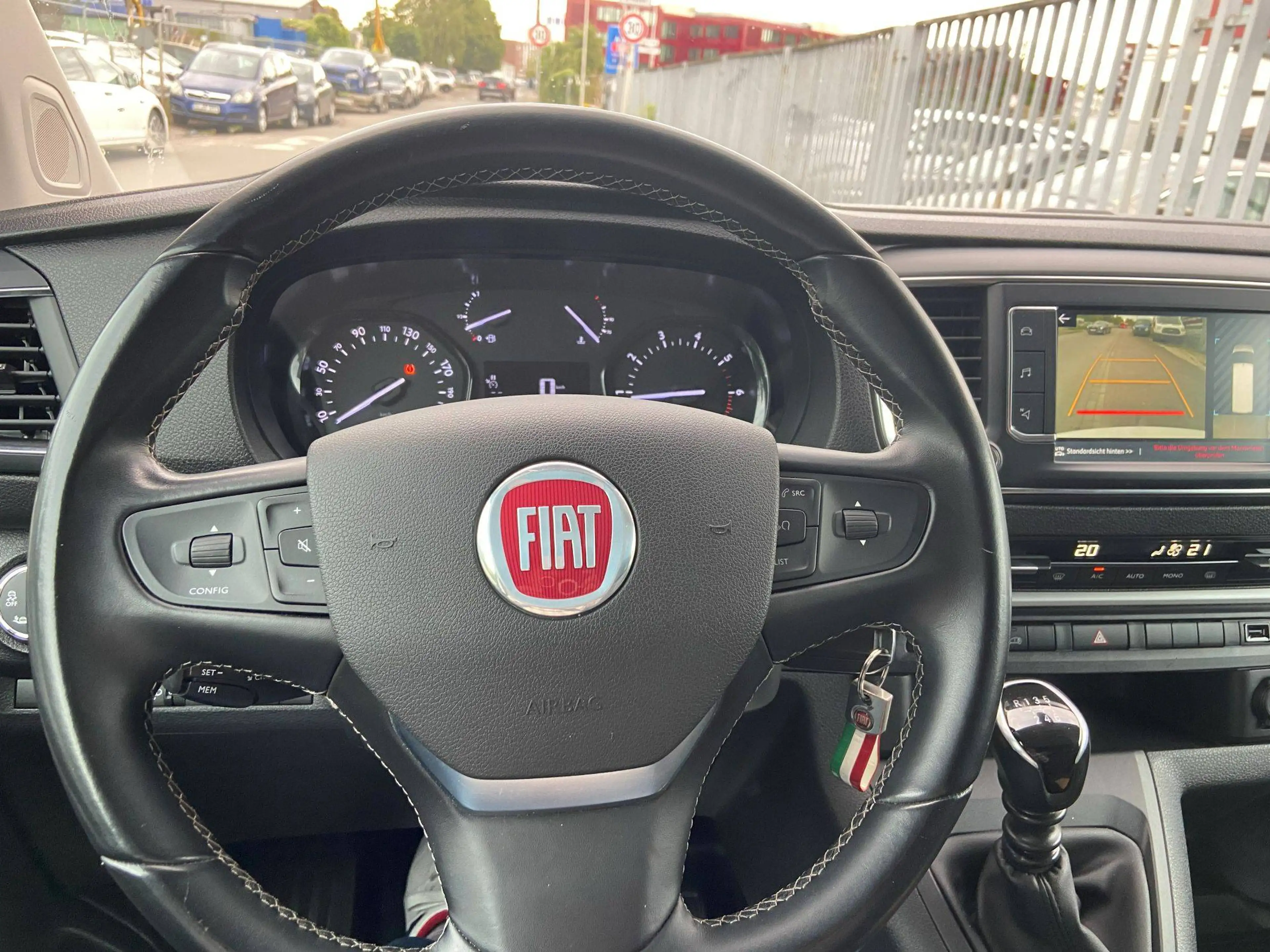 Fiat Scudo L2 SX Klimaanlage / Rückfahrkamera / USB / Nettopreis : 17.500 Euro — photo 14