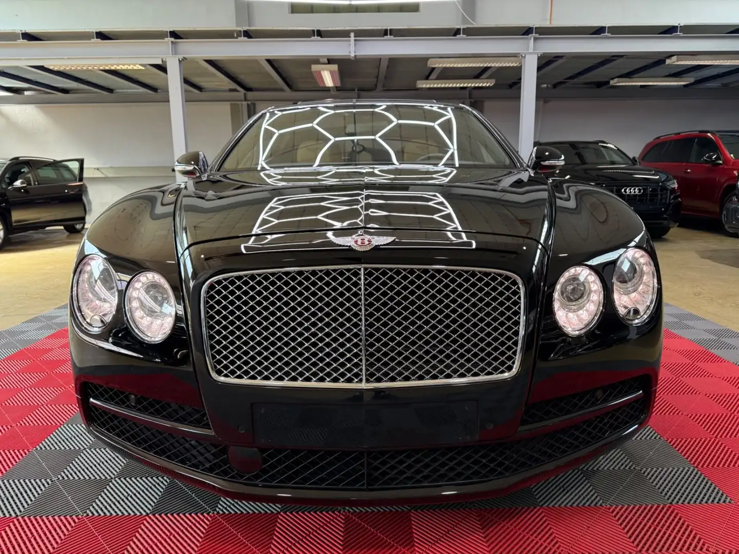 Bentley Flying Spur Continental V8 Flying Spur Mulliner ACC Glasdach Schwarz - 2