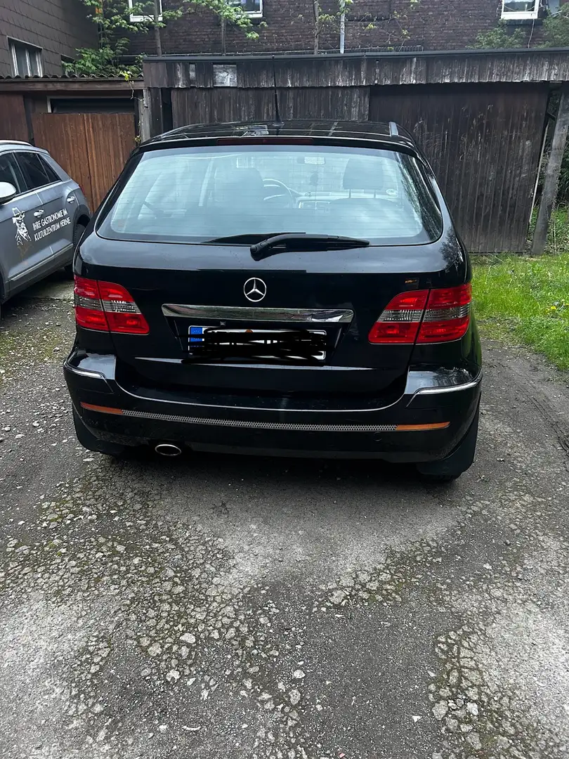 Mercedes-Benz B 150 Чорний - 2