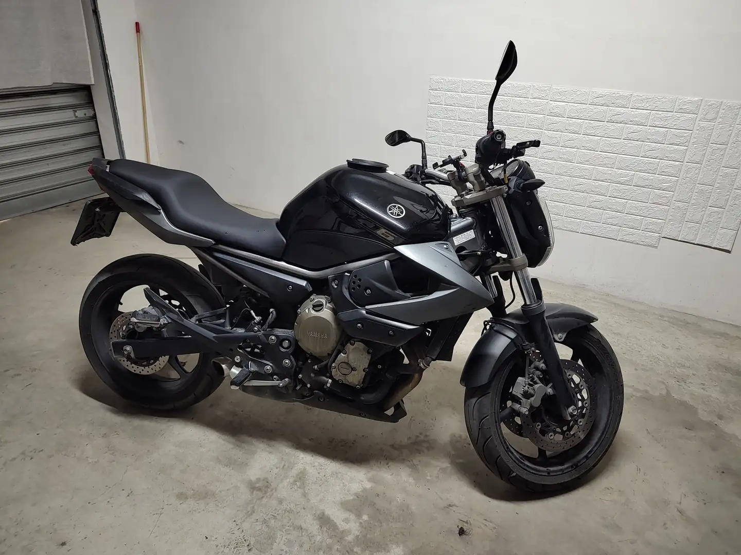 Yamaha XJ 6 XJ6N Noir - 2